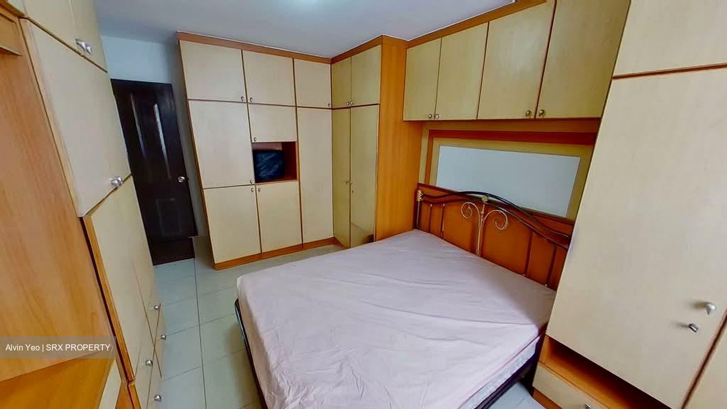 Blk 97 Crescent View (Queenstown), HDB 3 Rooms #558741041